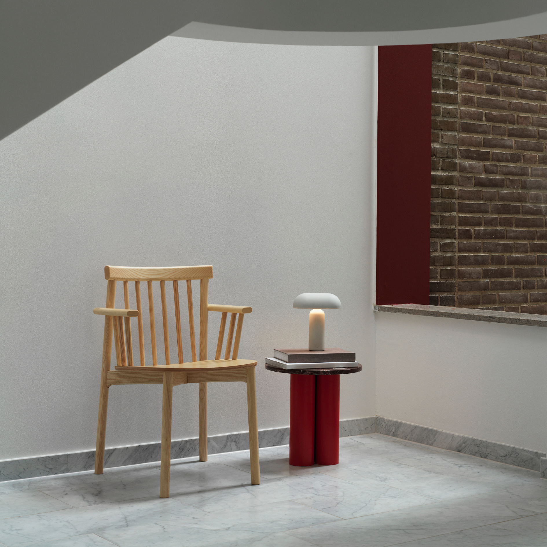 Dit Table